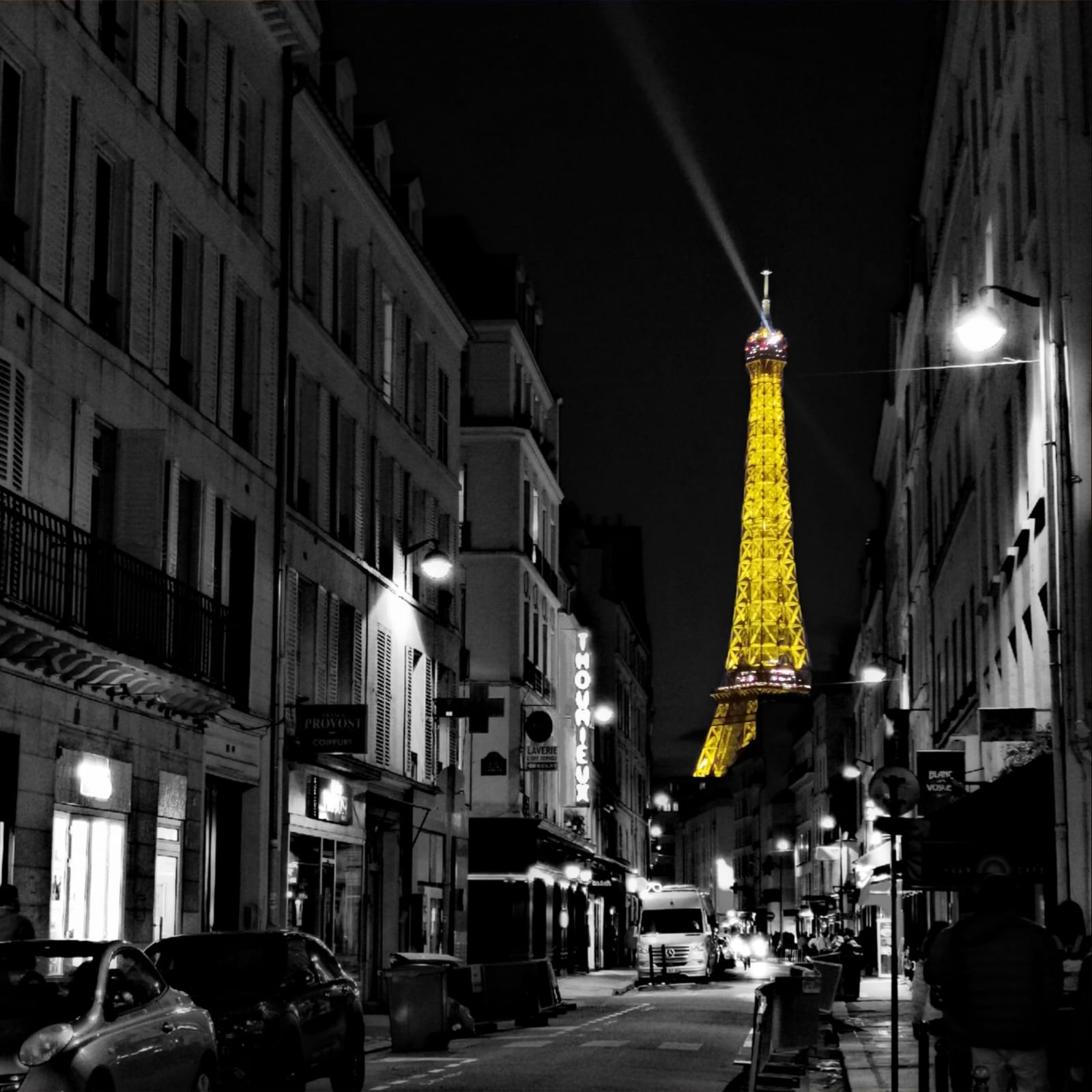 paris-by-night